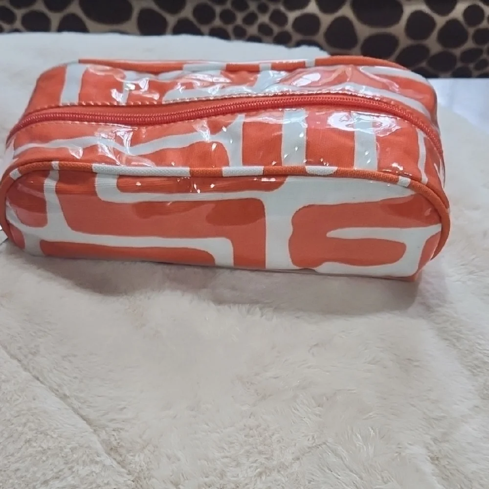 Stylish Orange and White Makeup Organizer